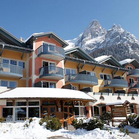 Sporting Aparthotel San Martino Di Castrozza Eksteriør billede